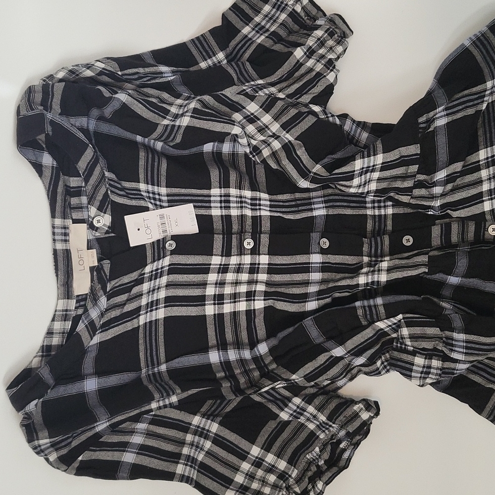 Ann Taylor | Black & White Stripe Blouse